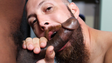 Sexy bears finish their gym session with rough interracial gay sex