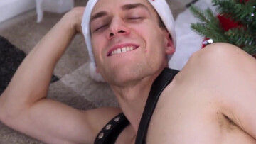 Christmas special for two gay lovers avid to try intense blowjob kinks