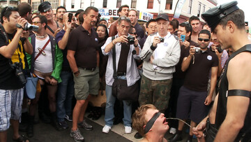 Noah Brooks gets fucked in public and it's crazy outdoor action