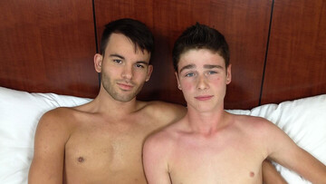 No-condom twink fuck with Declan McClain and Travis Stevens