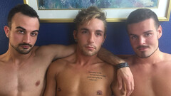 Threesome with DAP and legit orgasms in the hotel room