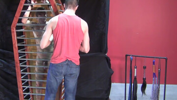 Caged-up hottie is going to reach a few orgasms too