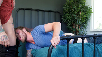 Bearded man wants his booty hole breached hard