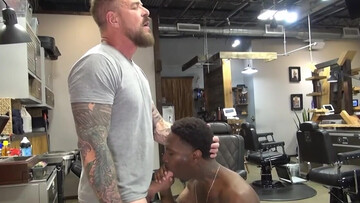 Bearded white hunk fucks a muscular black ass from behind