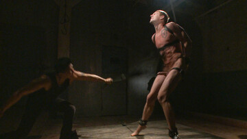 Southerner enjoys gay BDSM despite being 100% straight