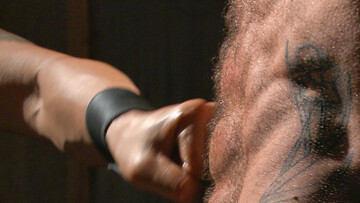 Muscular DILF receives rough sexual treatment in marvelous maledom kinks