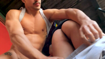 Dashing males fuck in crazy rounds and provide excellent details