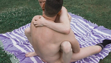 DILF fucks skinny blonde boy so hard that he breaks him