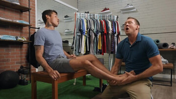 Foot fetish seduction and doggystyle with two dudes