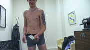 Dyed hair twink bends over to get fucked happily