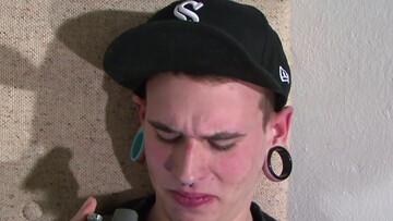 Aroused twinks want to try new perversions in their sexy cam show