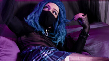 Goth femboy wants to get his ass and bussy banged