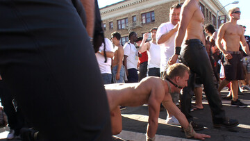 Folsom Street showcase with a helpless bound hunk