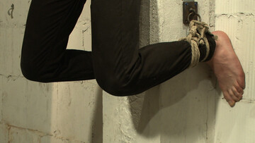 BDSM fuck scene with two dudes who want oral and more