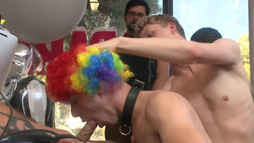 Party boys swap the same guy during extreme anal gangbang