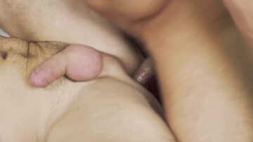 Older bottom's pretty lips stretched before the mish